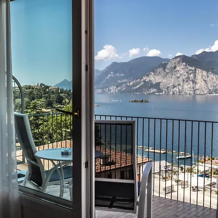 Capri Hotel