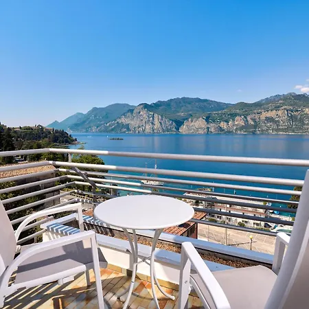 Hotel Capri 3*