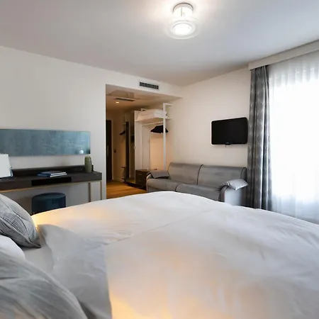 Capri Hotel